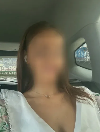 Astrid, 35
