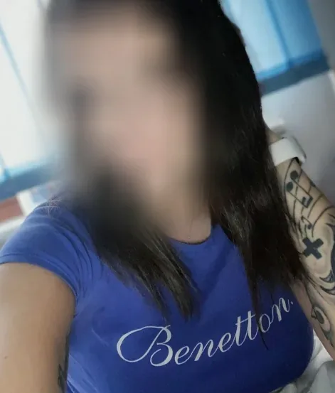 Bernadette, 24
