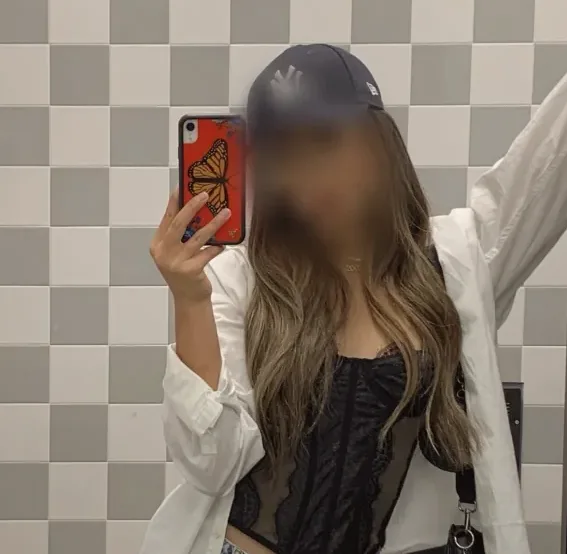 Bianca, 20