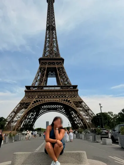 Ivana, 27