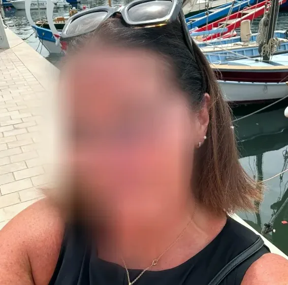 Lejla, 32