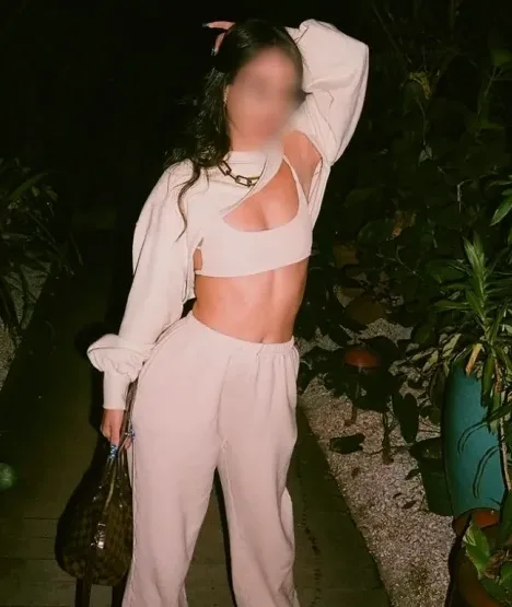 Martina, 19