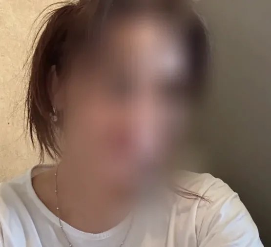 Nadine, 35