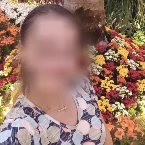 Nadine, 33