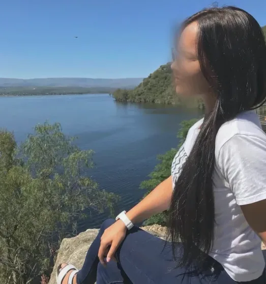 Nina, 31