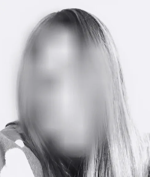 Pia, 34