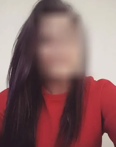 Selma, 33