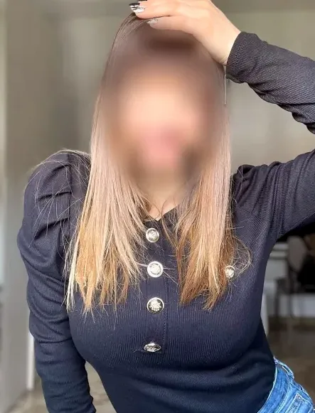 Silvia, 37