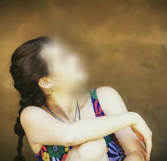 Theresa, 19