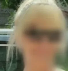 Yvonne, 37